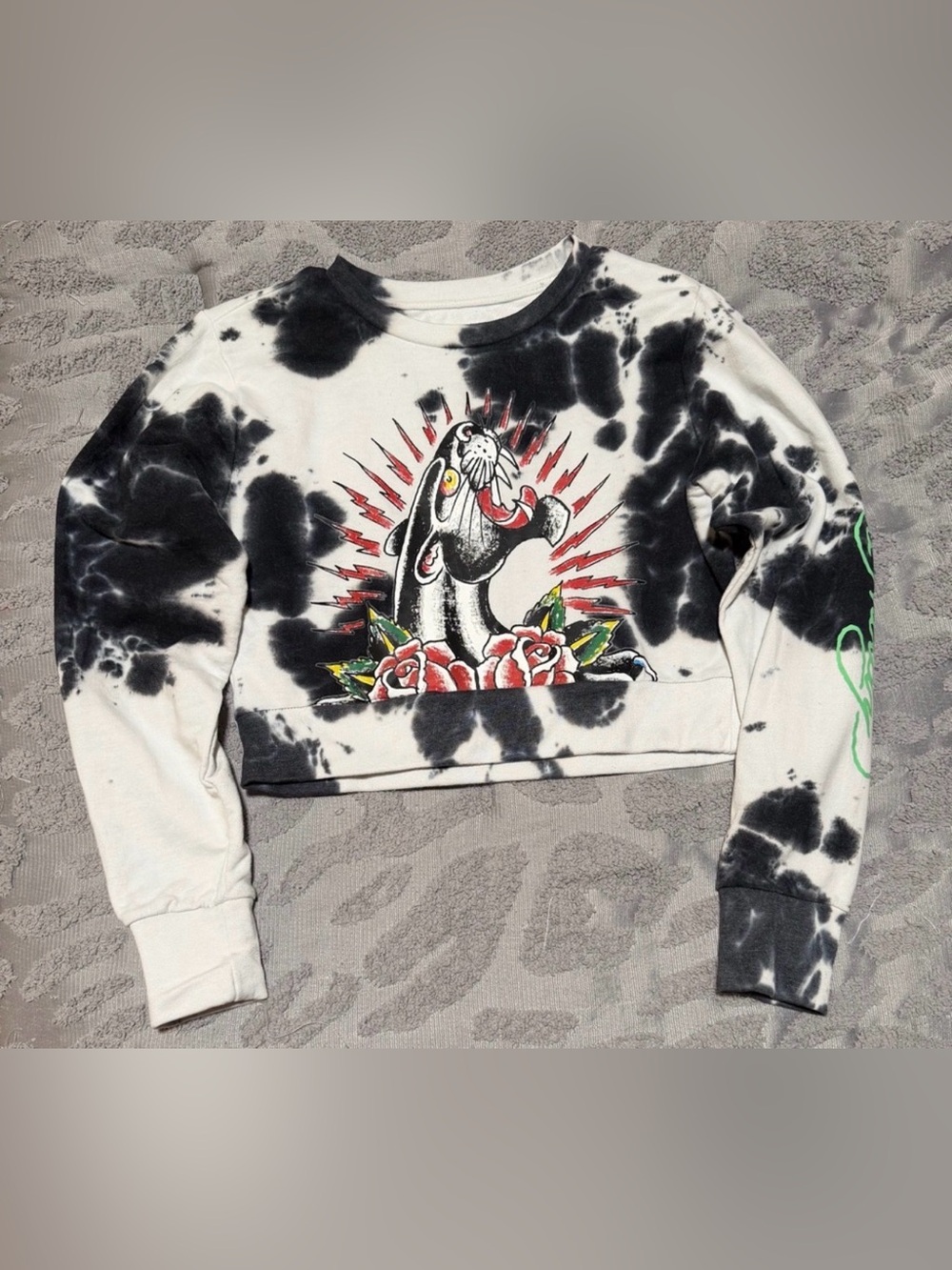Ed Hardy Panther Rose Tie Dye Crop Sweatshirt Size Medium